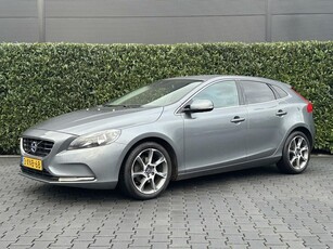 Volvo V40 1.6 D2 Momentum Business, NAVI, ECC AIRCO, LM