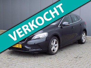 Volvo V40 2.0 D4 Momentum Business