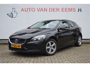 Volvo V40 2.0 D4 Momentum Busn. Nap / Navi / 191PK / Clima