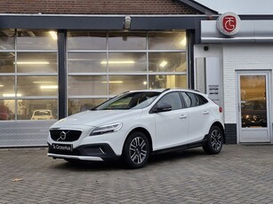 Volvo V40 Cross Country 2.0 T3 Nordic+ (bj 2017)