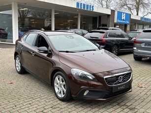 Volvo V40 Cross Country 2.0 T4 190pk AWD Summum ACC Keyless