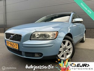 Volvo V50 2.4i Momentum CLIMA*CRUISE*CV*AFS*PDC*TOPSTAAT*APK