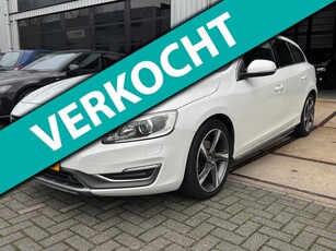 Volvo V60 1.6 D2 Momentum AutomaatAircoLeerCruisePDCNAP