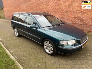 Volvo V70 2.3 T-5 Geartr. C.L Airco Stoelverw