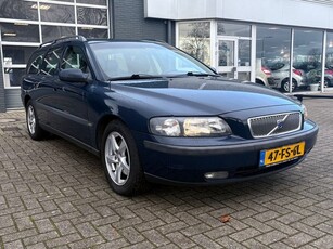 Volvo V70 2.4 T Comfort Line (bj 2000, automaat)