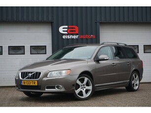 Volvo V70 2.5T Momentum XENON TREKHAAK CLIMA