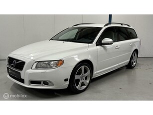 Volvo V70 2.5T R-Design XENON / LEER