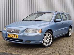 Volvo V70 2.5T Summum /Automaat/Nieuwe