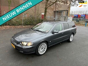 Volvo V70 UNIEK GRIJSKENTEKN LANGE APK