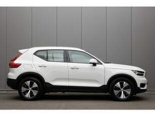 Volvo XC40 B4 Momentum Business Full Led Koplampen