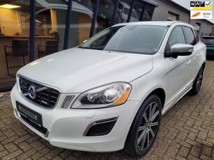 Volvo XC60 3.0 T6 AWD R-Design 305PK LEER / NAVI / PANO