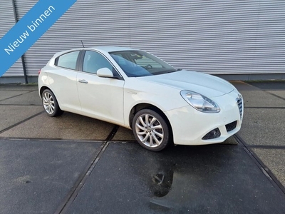 Alfa Romeo Giulietta 1.4 Turbo 170pk automaat (bj 2011)