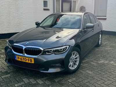 BMW 3 Serie 318i Business Edition Vele Optie's