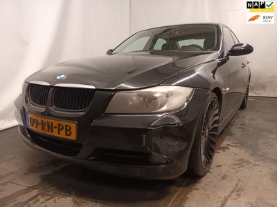 BMW 3-serie 320i Dynamic Executive