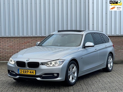 BMW 3-serie Touring 316i Executive Automaat/ Panorama/