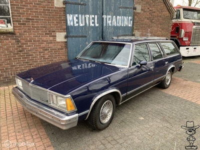 Chevrolet Malibu station wagon v8 nl apk belastingvrij