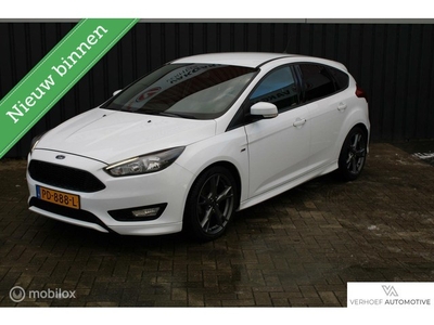 Ford Focus 1.0 ST-Line