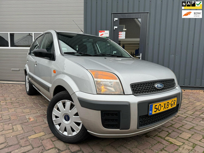 Ford Fusion 1.4-16V Champion