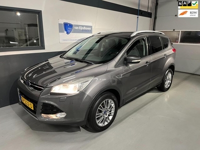 Ford Kuga 1.6 Titanium Plus PanoNaviTrekh