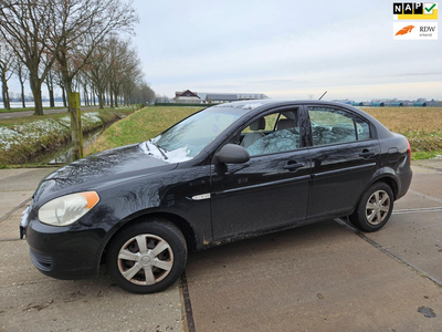 Hyundai Accent 1.6i Dynamic/ AIRCO/ BJ 2007/ 5 DEURS