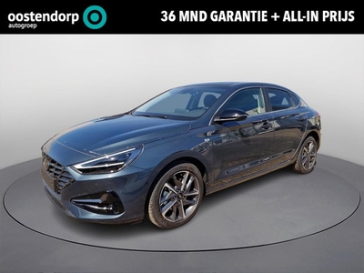 Hyundai i30 Fastback 1.5 T-GDi MHEV Premium Sky