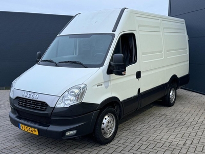 Iveco Daily 35S13V 330,130 pk / Lang / Hoog / Cruise / Airco