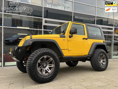 Jeep Wrangler 3.8 Sport