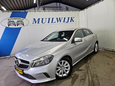 Mercedes-Benz A-klasse 180 Business Solution / Navi Camera NL Auto