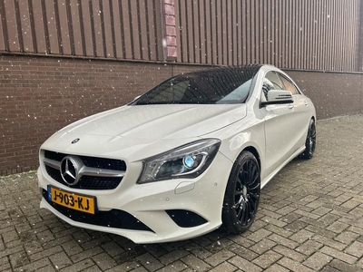 Mercedes-Benz CLA-klasse 180 AMG Pano Automaat Navi Cruise