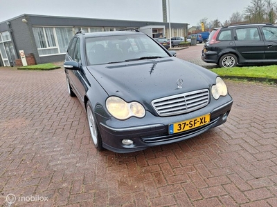 Mercedes C-klasse Combi 200 K. Elegance