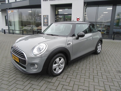 MINI Mini 1.5 Cooper Serious Business, Navi, Cruise Control, LED