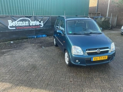 Opel Agila 1.2-16V Maxx