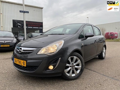 Opel Corsa 1.2-16V Anniversary Edit+ Automaat Trekhaak Navi