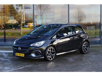 Opel Corsa 1.6 Turbo OPC 207 PK, Recaro Sportstoelen