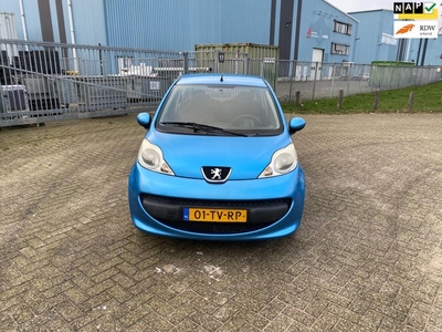 Peugeot 107 1.0-12V XS