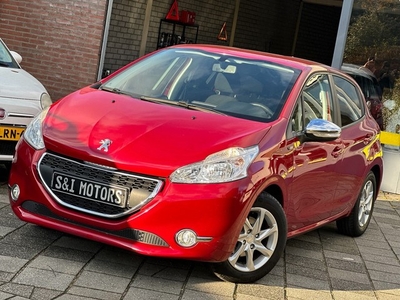 Peugeot 208 1.2 e-VTi Style Nieuwe APK