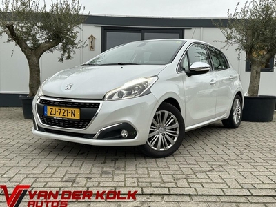 Peugeot 208 1.2 PureTech Allure Parelmoer Navi Apple