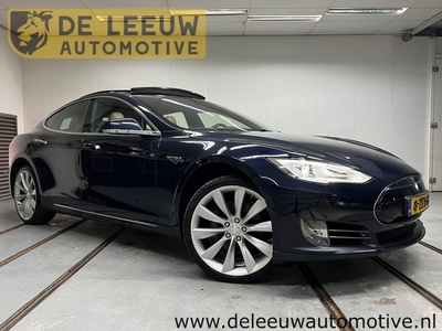 Tesla Model S 85 Base Premium Sound Panoramadak (bj 2015)