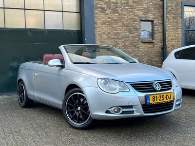 Volkswagen Eos 2.0-16v FSI Cruise + Clima + Carplay