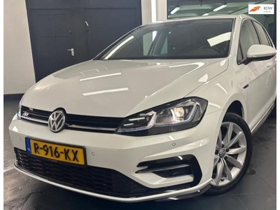 Volkswagen GOLF 1.0 TSI R-Line Highline