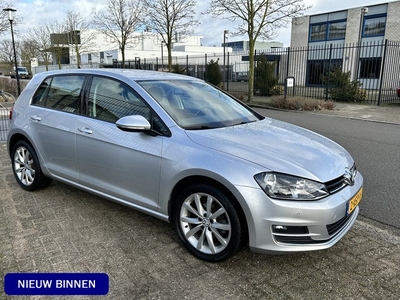 Volkswagen Golf 1.2 TSI Highline (bj 2014, automaat)