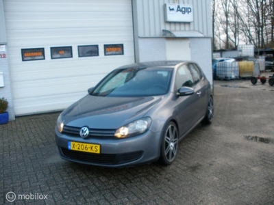 Volkswagen Golf 1.4 Trendline nwe apk 17 inch wielen airco!!