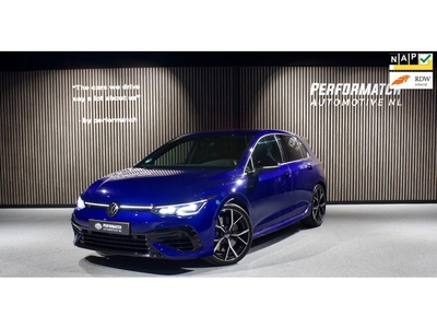 Volkswagen GOLF 2.0 TSI R 4Motion PERFORMANCE AKRAPOVIC