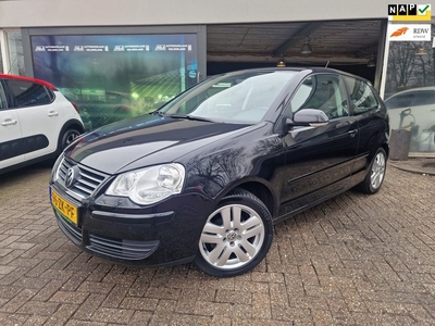 Volkswagen Polo 1.6-16V Sportline 2E EIGENAAR12MND