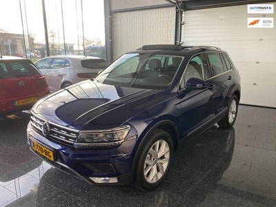 Volkswagen TIGUAN 2.0 TSI 4Motion Highline Pano Headup