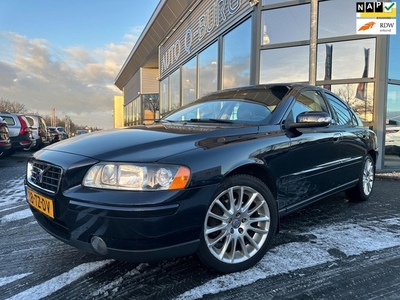 Volvo S60 2.4 Momentum Automaat Leder Navi Trekhaak