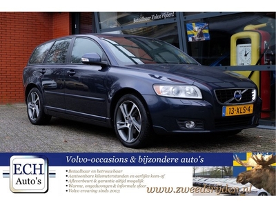 Volvo V50 VERKOCHT -- 2.0 145 pk Limited Edition, Leer