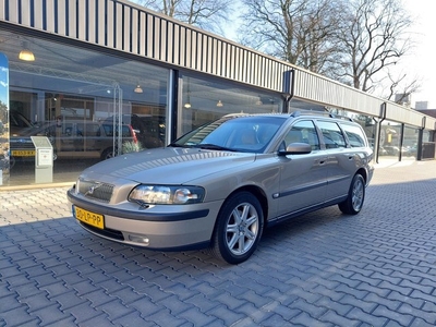 Volvo V70 2.4 Edition II Grotendeels dealer oh Riem v.v.