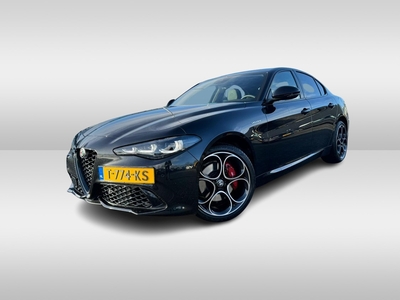 ALFA ROMEO GIULIA 2.0 T GME AWD Veloce Q4 280PK | Adaptieve cruise met stuurhulp | Full LED | Facelift model | Adaptief onderstel | Leder met schakelmogelijk aan het stuur