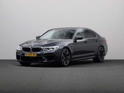 BMW 5-SERIE M5 Sedan M xDrive | Schuifdak | Stuurverwarming | Harman Kardon | Driving Assistant Plus | Laserlight | M sportuitlaatsysteem |